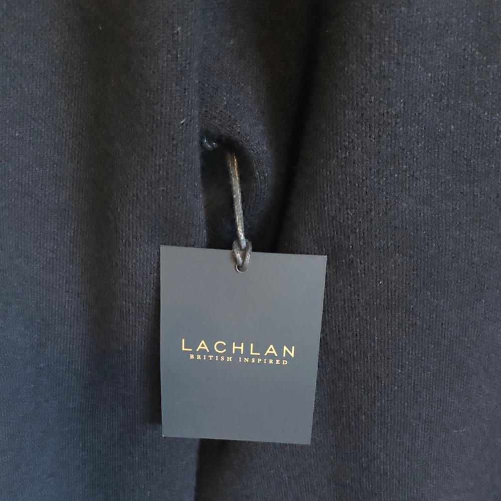 *WINTER SALE* NEW Latchlan Men’s Black Hooded Pullover Sweater in Medium. - Picture 3 of 12